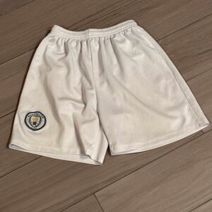 Manchester city White Shorts size 8 boys 10in waist length 14in